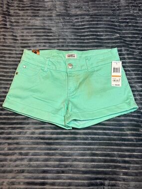 Celebrity Pink Mint Denim Cuffed Women's Shorts Low Rise Size 7 NWT